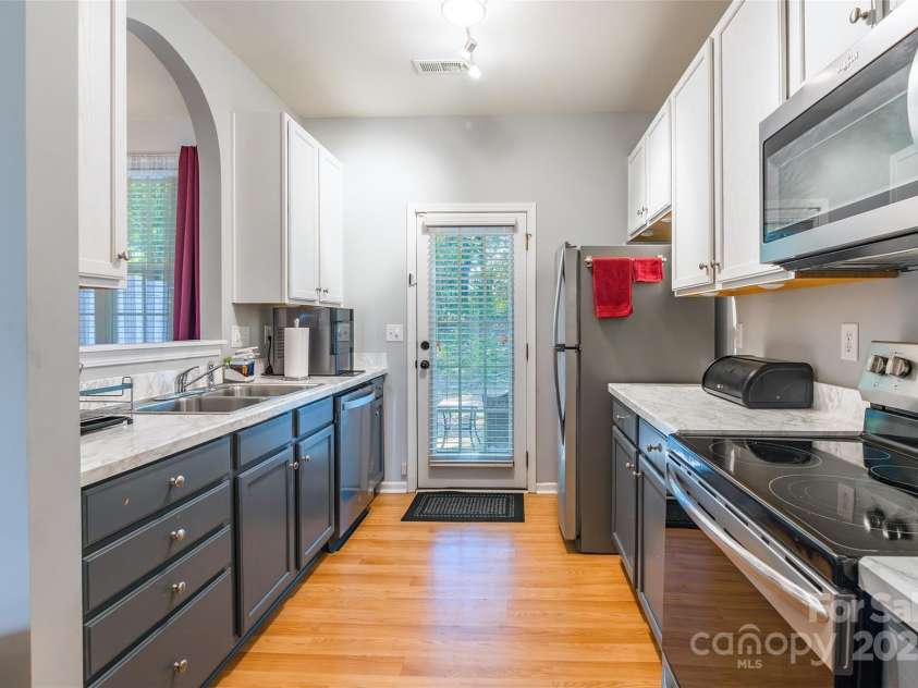 14755 Lions Paw Street, Charlotte, NC 28273.  MLS# CAR4274330, YatesRealty ID 23424. 