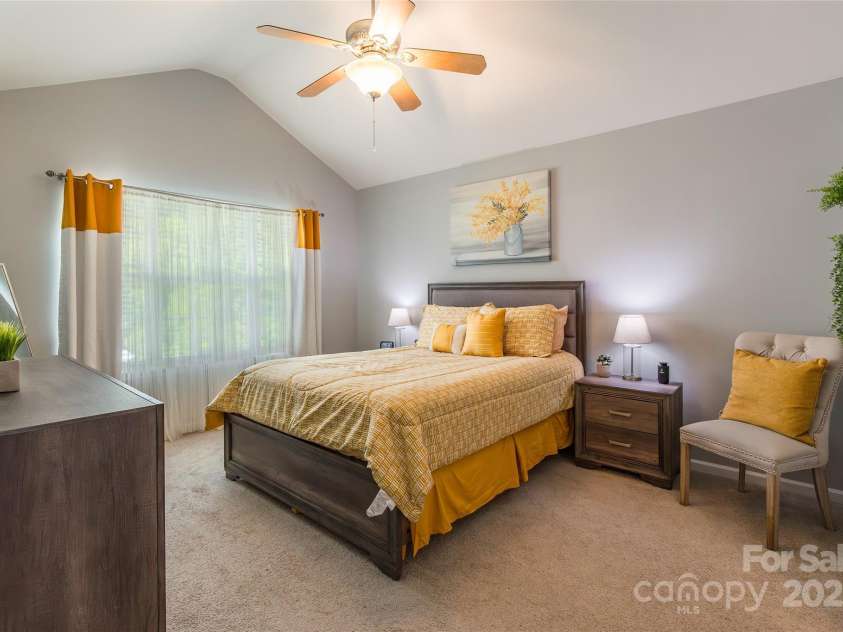 14755 Lions Paw Street, Charlotte, NC 28273.  MLS# CAR4274330, YatesRealty ID 23424. 