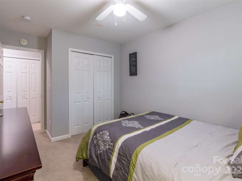14755 Lions Paw Street, Charlotte, NC 28273.  MLS# CAR4274330, YatesRealty ID 23424. 