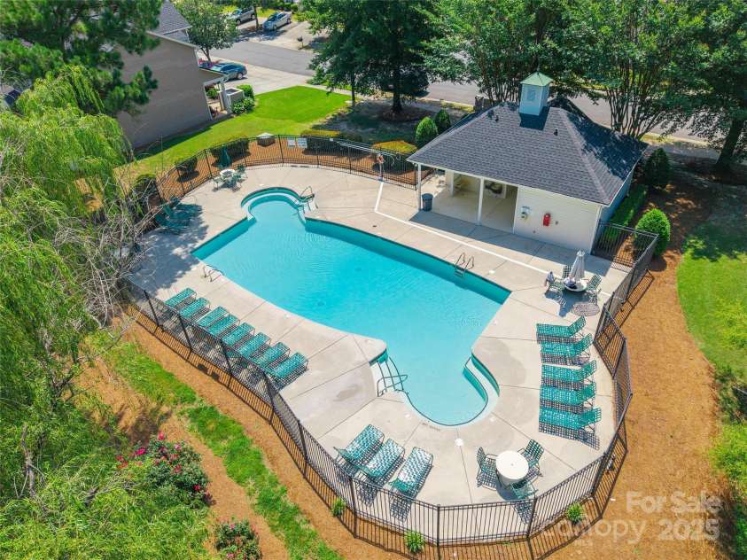14755 Lions Paw Street, Charlotte, NC 28273.  MLS# CAR4274330, YatesRealty ID 23424. 