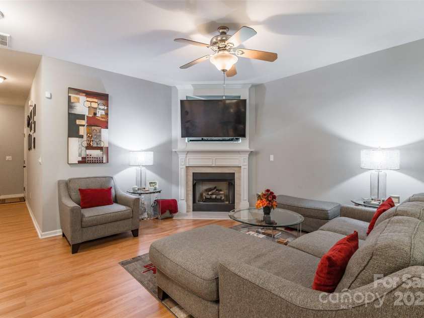 14755 Lions Paw Street, Charlotte, NC 28273.  MLS# CAR4274330, YatesRealty ID 23424. 