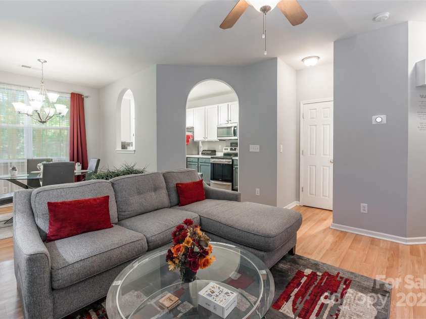 14755 Lions Paw Street, Charlotte, NC 28273.  MLS# CAR4274330, YatesRealty ID 23424. 