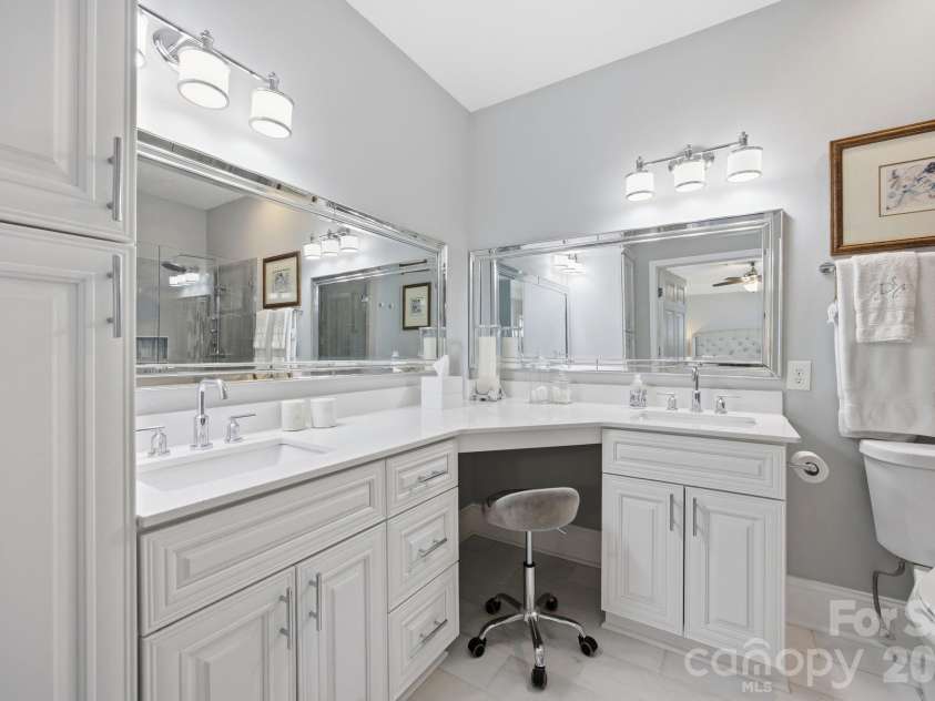 8942 Rosalyn Glen Road, Cornelius, NC 28031.  MLS# CAR4382727, YatesRealty ID 23424. 