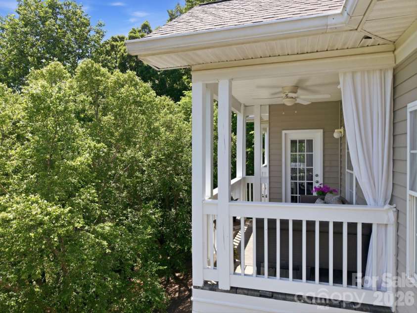 8942 Rosalyn Glen Road, Cornelius, NC 28031.  MLS# CAR4382727, YatesRealty ID 23424. 