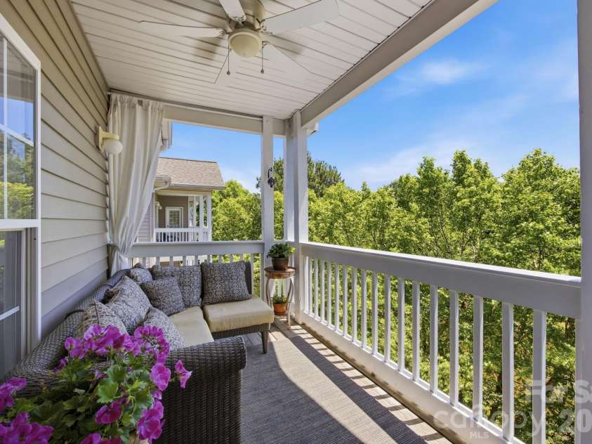 8942 Rosalyn Glen Road, Cornelius, NC 28031.  MLS# CAR4382727, YatesRealty ID 23424. 