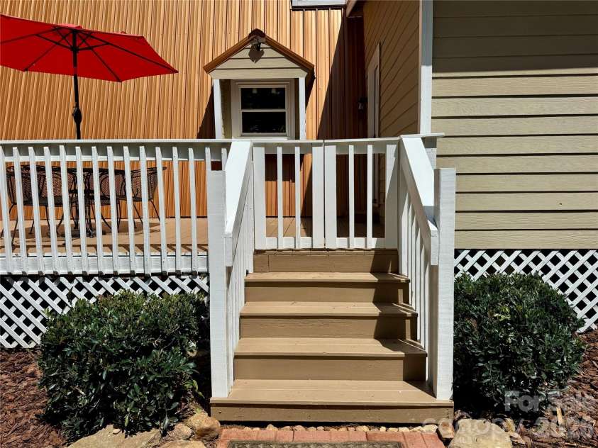 282 Calhoun Trail, Rutherfordton, NC 28139.  MLS# CAR4364706, YatesRealty ID 23425. 
