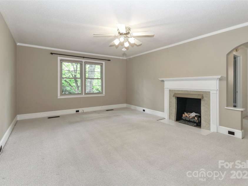 783 Carpenter Avenue, Mooresville, NC 28115.  MLS# CAR4241158, YatesRealty ID 23426. 