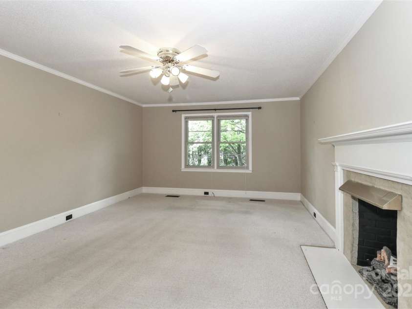 783 Carpenter Avenue, Mooresville, NC 28115.  MLS# CAR4241158, YatesRealty ID 23426. 