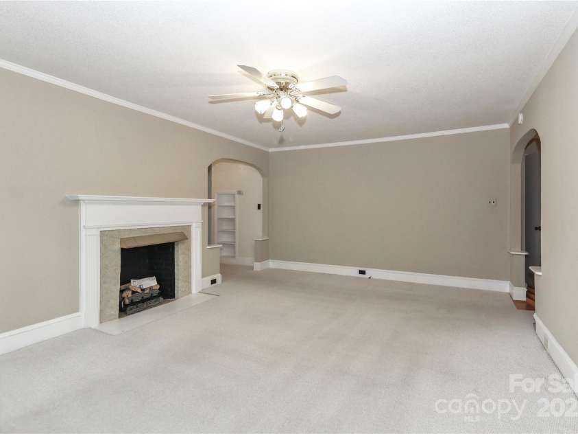 783 Carpenter Avenue, Mooresville, NC 28115.  MLS# CAR4241158, YatesRealty ID 23426. 