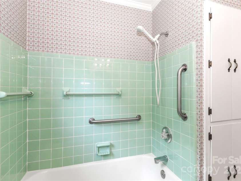 783 Carpenter Avenue, Mooresville, NC 28115.  MLS# CAR4241158, YatesRealty ID 23426. 