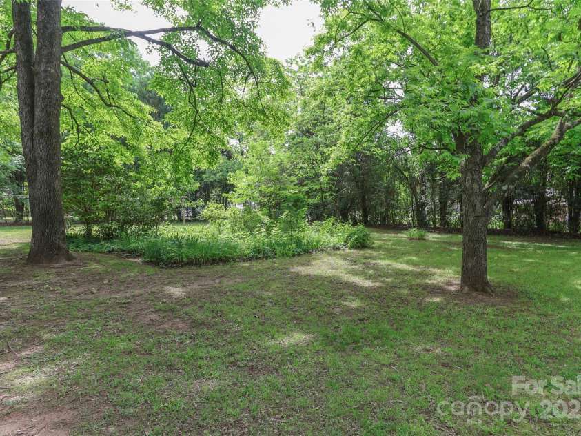 783 Carpenter Avenue, Mooresville, NC 28115.  MLS# CAR4241158, YatesRealty ID 23426. 