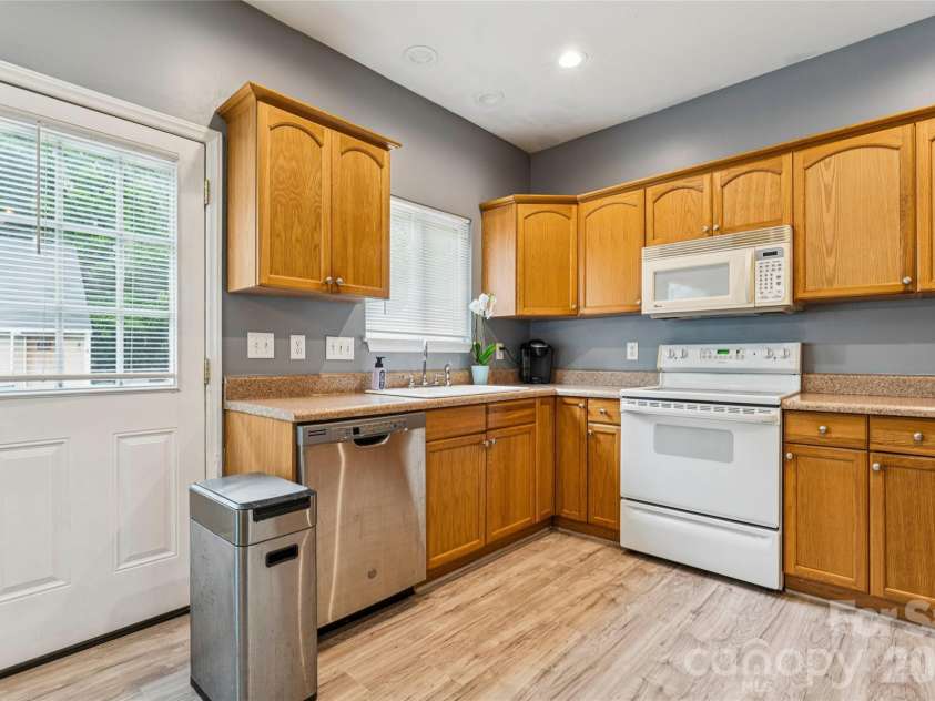 2903 Shady Lane Avenue, Concord, NC 28027.  MLS# CAR4376194, YatesRealty ID 23427. 