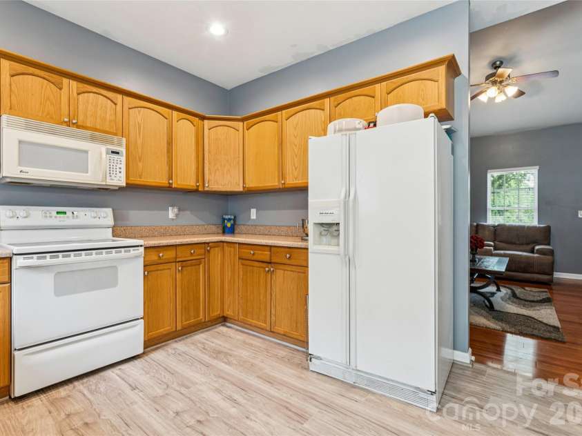 2903 Shady Lane Avenue, Concord, NC 28027.  MLS# CAR4376194, YatesRealty ID 23427. 