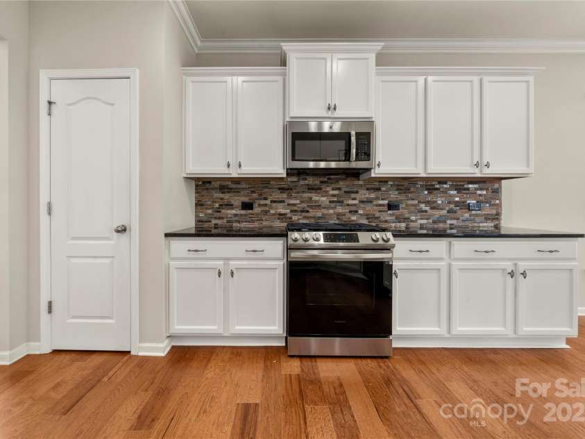 13929 Tilesford Lane, Huntersville, NC 28078.  MLS# CAR4199840, YatesRealty ID 23428. 