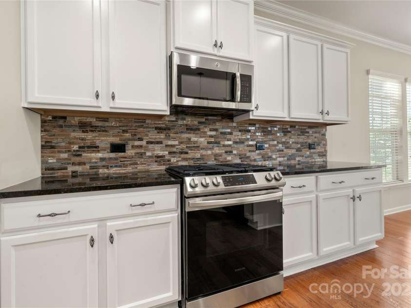 13929 Tilesford Lane, Huntersville, NC 28078.  MLS# CAR4199840, YatesRealty ID 23428. 