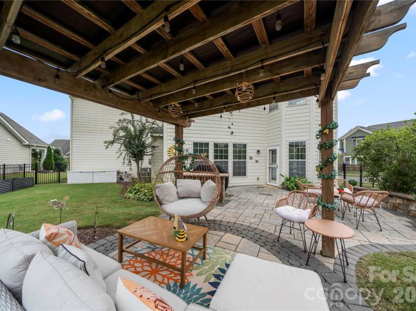 13929 Tilesford Lane, Huntersville, NC 28078.  MLS# CAR4199840, YatesRealty ID 23428. 