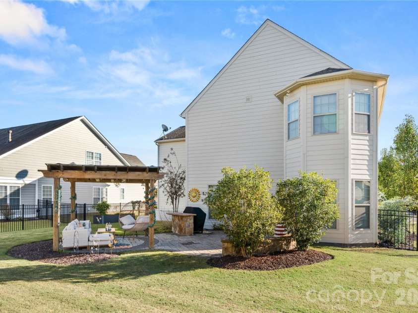 13929 Tilesford Lane, Huntersville, NC 28078.  MLS# CAR4199840, YatesRealty ID 23428. 