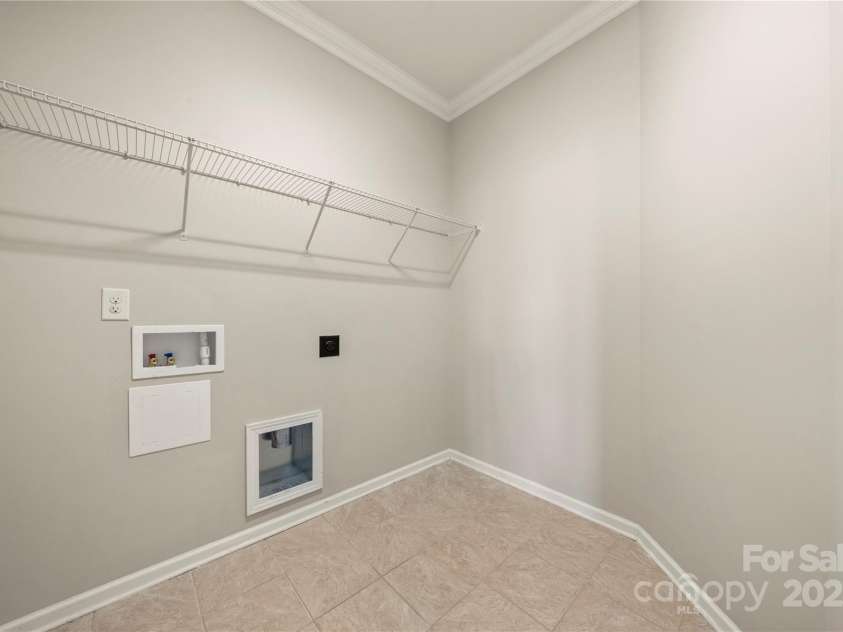 13929 Tilesford Lane, Huntersville, NC 28078.  MLS# CAR4199840, YatesRealty ID 23428. Laundry