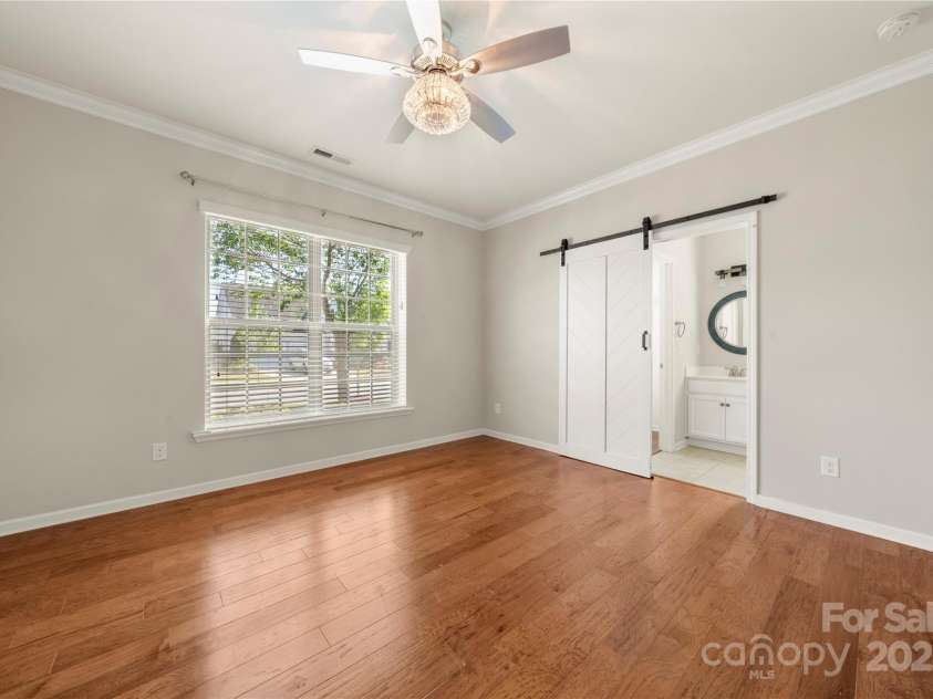 13929 Tilesford Lane, Huntersville, NC 28078.  MLS# CAR4199840, YatesRealty ID 23428. Main level guest suite