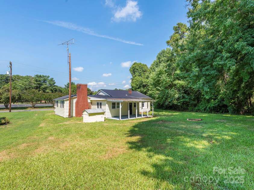 3630 Old Mocksville Road, Salisbury, NC 28144.  MLS# CAR4277049, YatesRealty ID 2343. Backyard