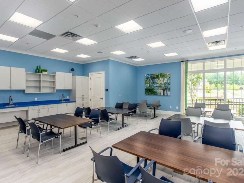 7343 Overjoyed Crossing, Charlotte, NC 28215.  MLS# CAR4300005, YatesRealty ID 2343. 