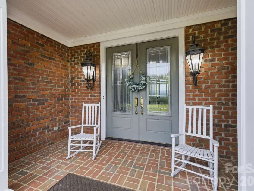 5230 Roy Mcgalliard Avenue, Morganton, NC 28655.  MLS# CAR4371595, YatesRealty ID 23430. 