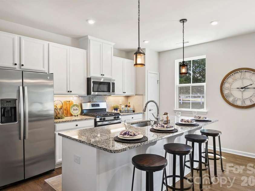 2636 Grantham Place Drive, Fort Mill, SC 29715.  MLS# CAR4374679, YatesRealty ID 23431. 