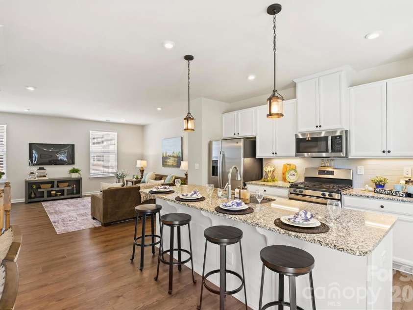 2636 Grantham Place Drive, Fort Mill, SC 29715.  MLS# CAR4374679, YatesRealty ID 23431. 