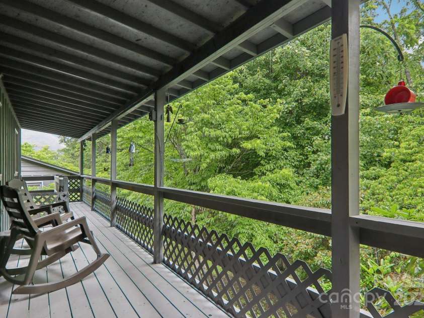 418 Stoney Ridge Loop, Maggie Valley, NC 28751.  MLS# CAR4265478, YatesRealty ID 23431. 