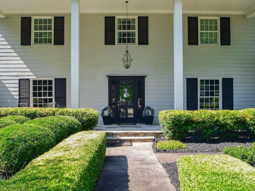 711 Yadkin Street, Albemarle, NC 28001.  MLS# CAR4273790, YatesRealty ID 23435. 