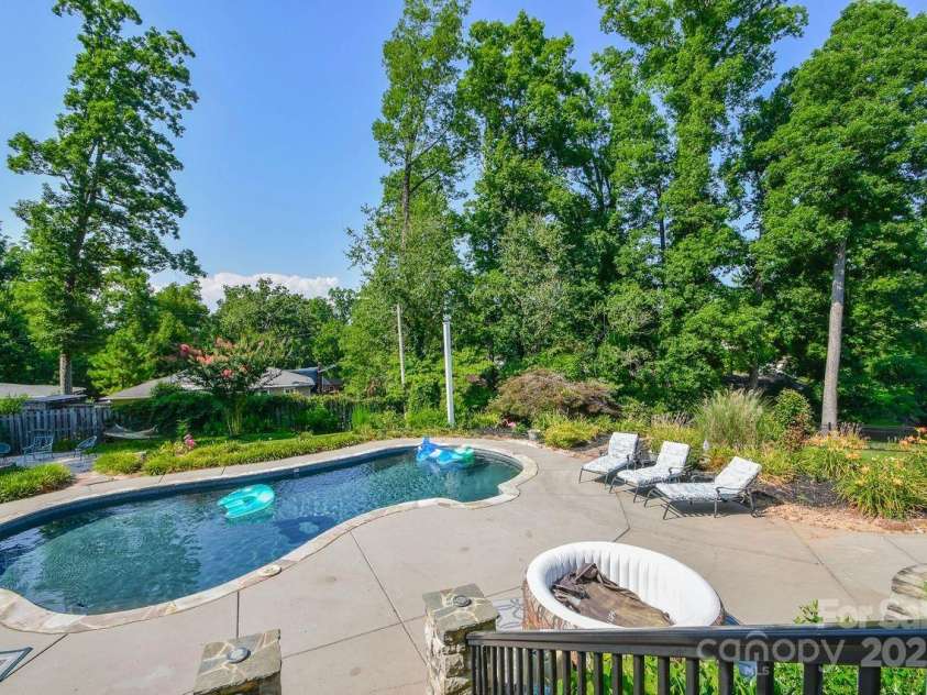 711 Yadkin Street, Albemarle, NC 28001.  MLS# CAR4273790, YatesRealty ID 23435. 