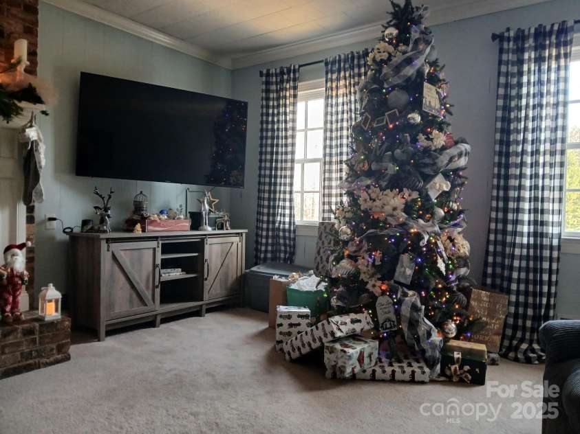 711 Yadkin Street, Albemarle, NC 28001.  MLS# CAR4326114, YatesRealty ID 23435. 