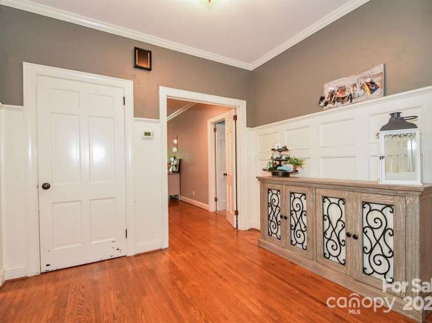 711 Yadkin Street, Albemarle, NC 28001.  MLS# CAR4326114, YatesRealty ID 23435. 