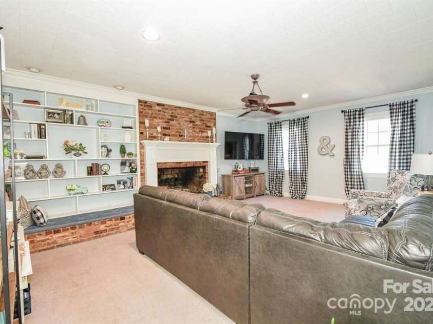 711 Yadkin Street, Albemarle, NC 28001.  MLS# CAR4326114, YatesRealty ID 23435. 