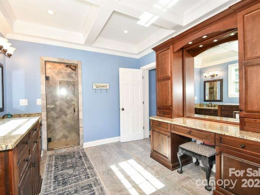 711 Yadkin Street, Albemarle, NC 28001.  MLS# CAR4326114, YatesRealty ID 23435. 