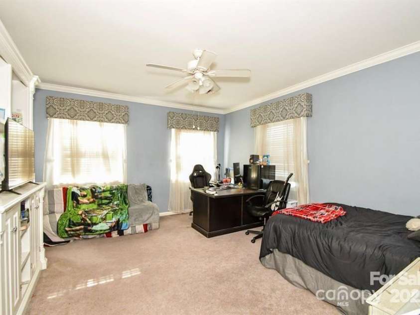 711 Yadkin Street, Albemarle, NC 28001.  MLS# CAR4326114, YatesRealty ID 23435. 