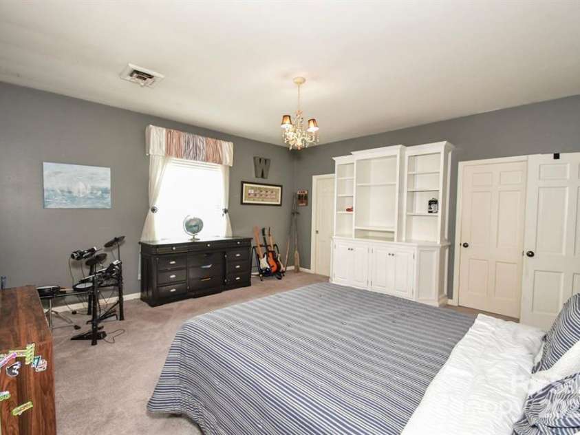 711 Yadkin Street, Albemarle, NC 28001.  MLS# CAR4326114, YatesRealty ID 23435. 