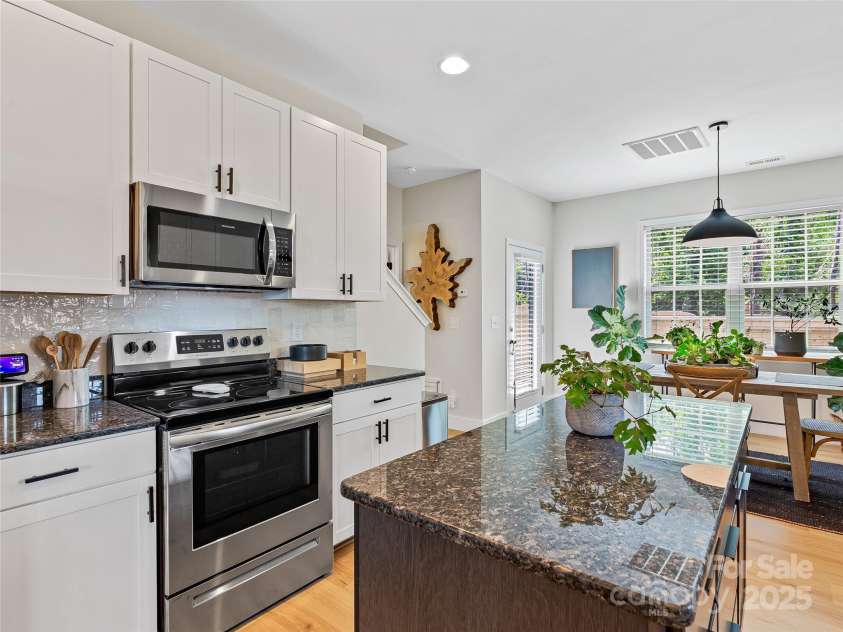 218 Water Leaf Drive, Weaverville, NC 28787.  MLS# CAR4266652, YatesRealty ID 23436. 