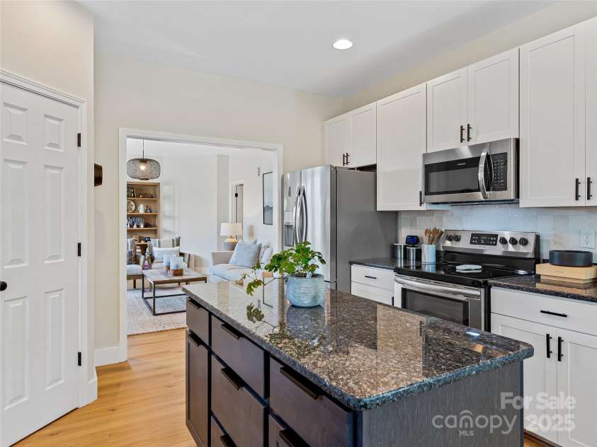 218 Water Leaf Drive, Weaverville, NC 28787.  MLS# CAR4266652, YatesRealty ID 23436. 