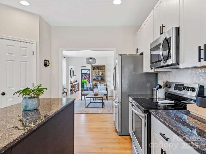 218 Water Leaf Drive, Weaverville, NC 28787.  MLS# CAR4266652, YatesRealty ID 23436. 