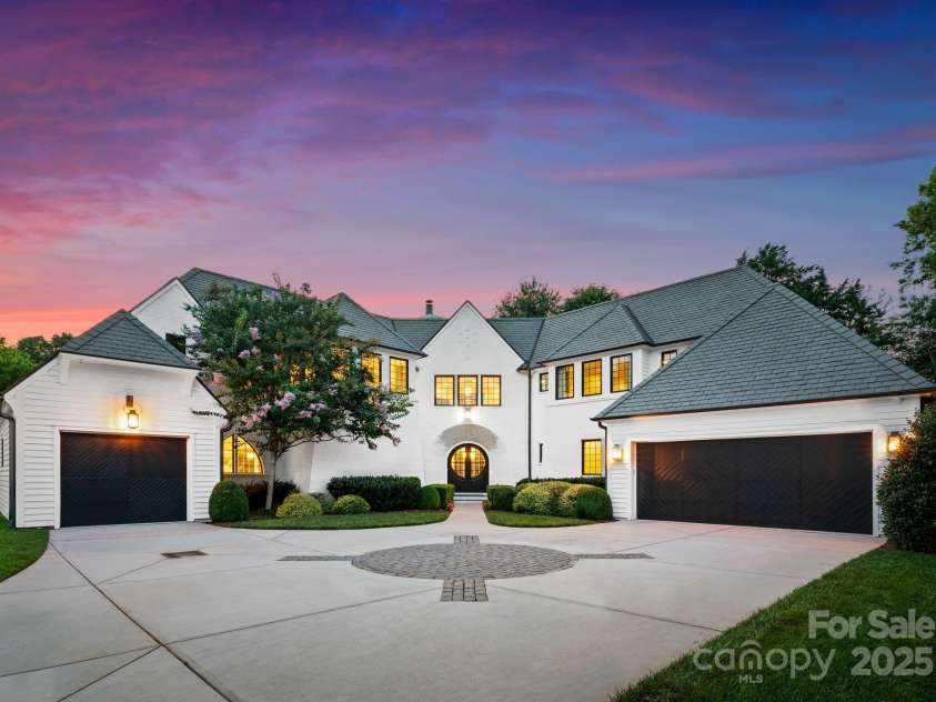 4714 Ockley Manor Lane, Charlotte, NC 28226.  MLS# CAR4272005, YatesRealty ID 23437. 4714 OCKLEY MANOR LANE