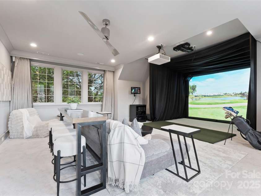 4714 Ockley Manor Lane, Charlotte, NC 28226.  MLS# CAR4272005, YatesRealty ID 23437. 