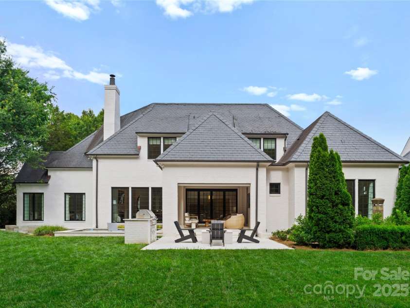 4714 Ockley Manor Lane, Charlotte, NC 28226.  MLS# CAR4272005, YatesRealty ID 23437. 