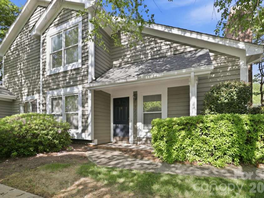7287 Meeting Street, Charlotte, NC 28210.  MLS# CAR4360714, YatesRealty ID 23438. 