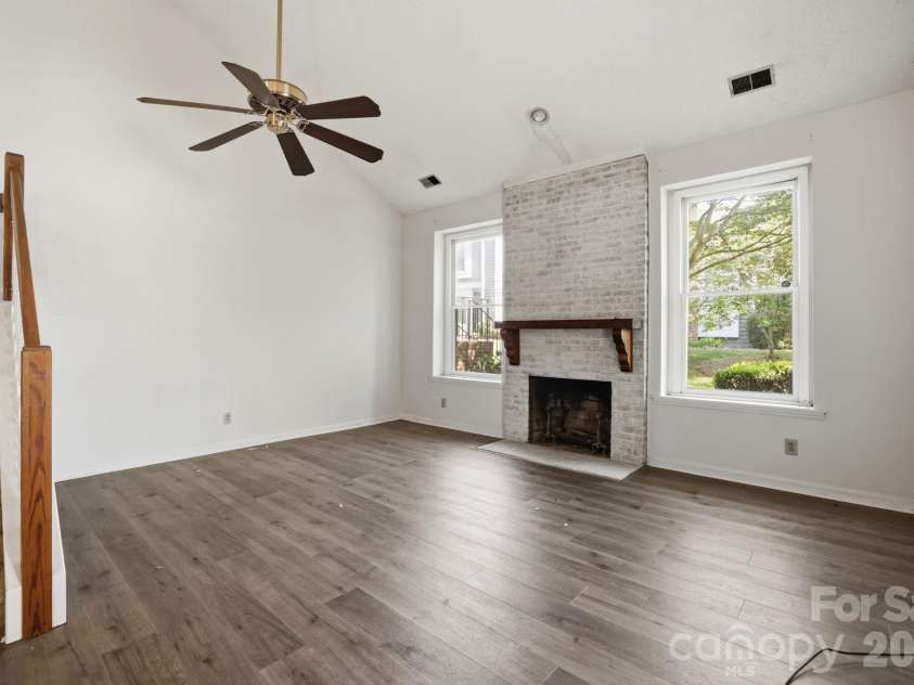 7287 Meeting Street, Charlotte, NC 28210.  MLS# CAR4360714, YatesRealty ID 23438. 