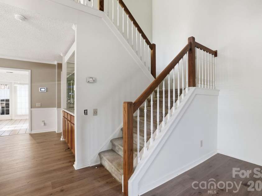 7287 Meeting Street, Charlotte, NC 28210.  MLS# CAR4360714, YatesRealty ID 23438. 