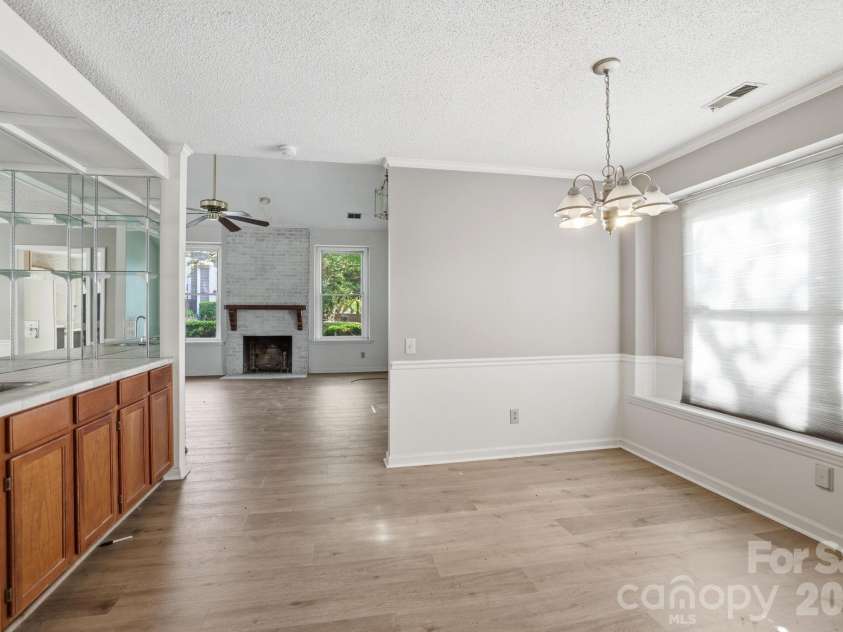 7287 Meeting Street, Charlotte, NC 28210.  MLS# CAR4360714, YatesRealty ID 23438. 