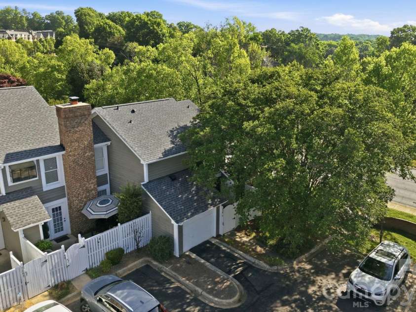 7287 Meeting Street, Charlotte, NC 28210.  MLS# CAR4360714, YatesRealty ID 23438. 