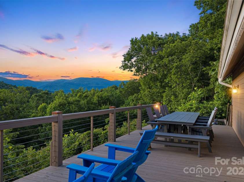 140 Camby Drive, Fairview, NC 28730.  MLS# CAR4178451, YatesRealty ID 2344. 