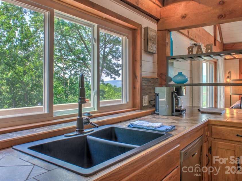 140 Camby Drive, Fairview, NC 28730.  MLS# CAR4178451, YatesRealty ID 2344. 